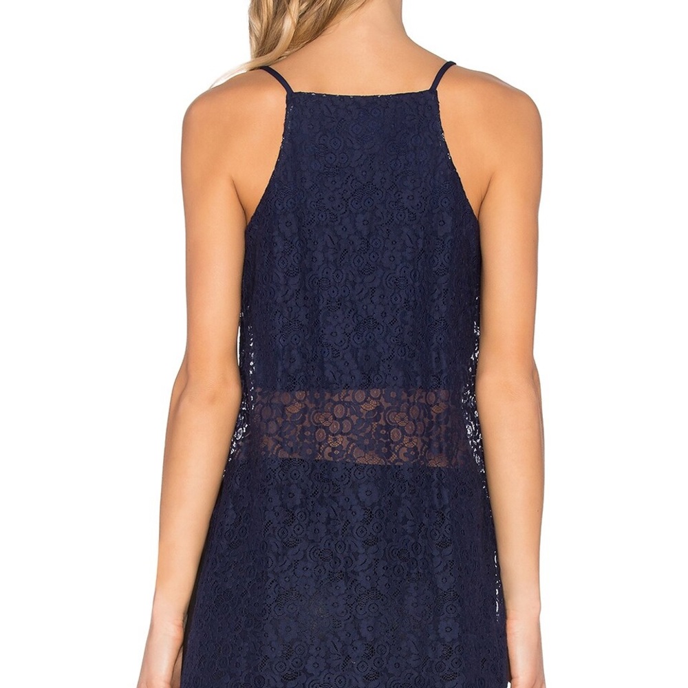 Revolve Top - Picture 2 of 2